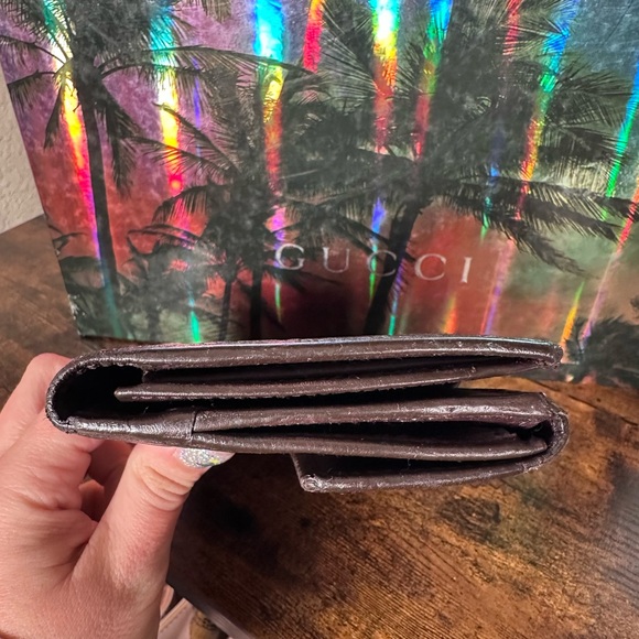 Authentic Gucci Brown Leather Embossed Long Wallet - Picture 4 of 10